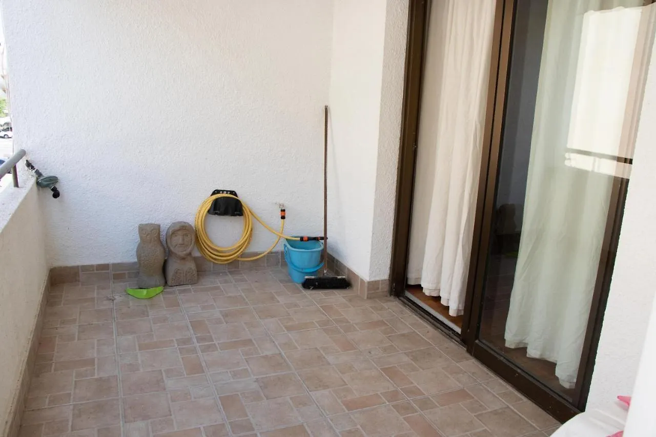 Luxury Apartment, Near Pinikoudes Beach Larnaca Apartmán